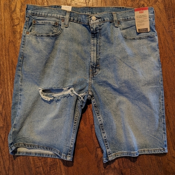 Levi's light blue jeans shorts denim -wolf scratch, size 40/11 - Picture 13 of 16